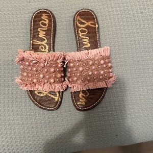 Sam Edelman Pink Fringe Pearl Slides